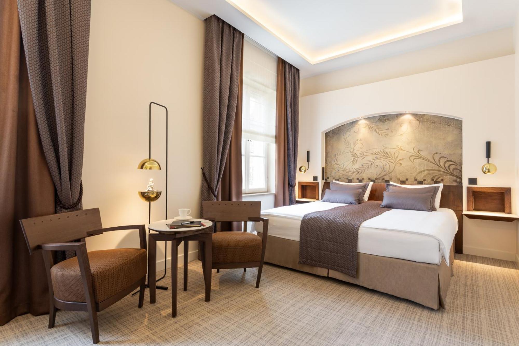 Superior Double Room,1697786378:JPEG