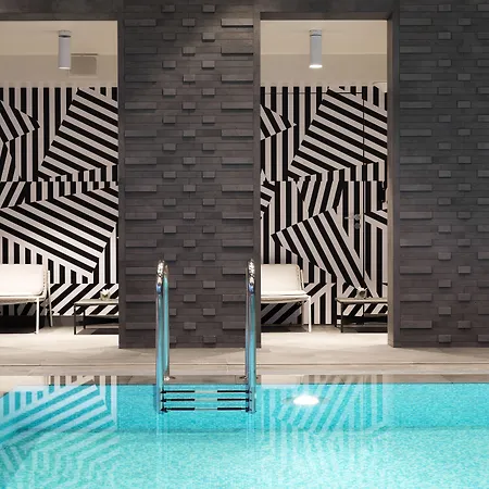 Renaissance Warsaw Airport Hotel-2
